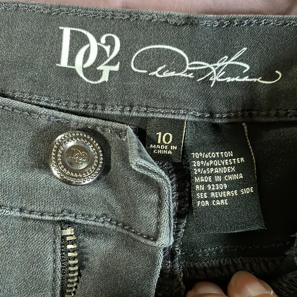 DG2  Gray Skinny denim. Size 10 - Picture 2 of 3
